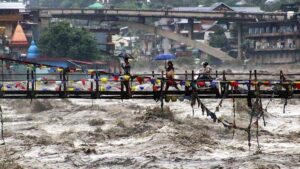 देशभर में Monsoon का कहर: Himachal में 350+ मौतें, Punjab- Bihar-Uttarakhand में बाढ़ का संकट
