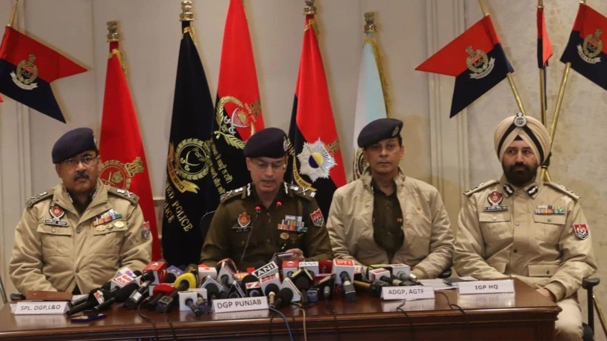 पंजाब में ऑपरेशन प्रहार-2.0, 12000 पुलिसकर्मी फील्ड में:जगह-जगह नाकेबंदी; डीजीपी बोले- गलत राह पर निकले युवक सरेंडर करें