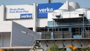 सेना के वेरका का सूखा दूध खारिज किए जाने के बाद एक्शन; Ludhiana इकाई के महाप्रबंधक निलंबित