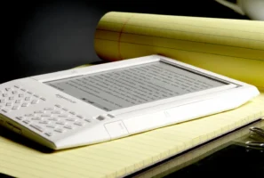 Amazon 2012 और उससे पहले लॉन्च हुए Kindle e-readers के लिए सपोर्ट कर रहा है बंद