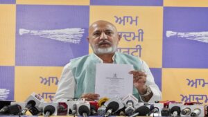 बेअदबी विरोधी कानून पर सुखबीर बादल की चुप्पी बुनियादी सवाल खड़े करती है: Baltej Pannu