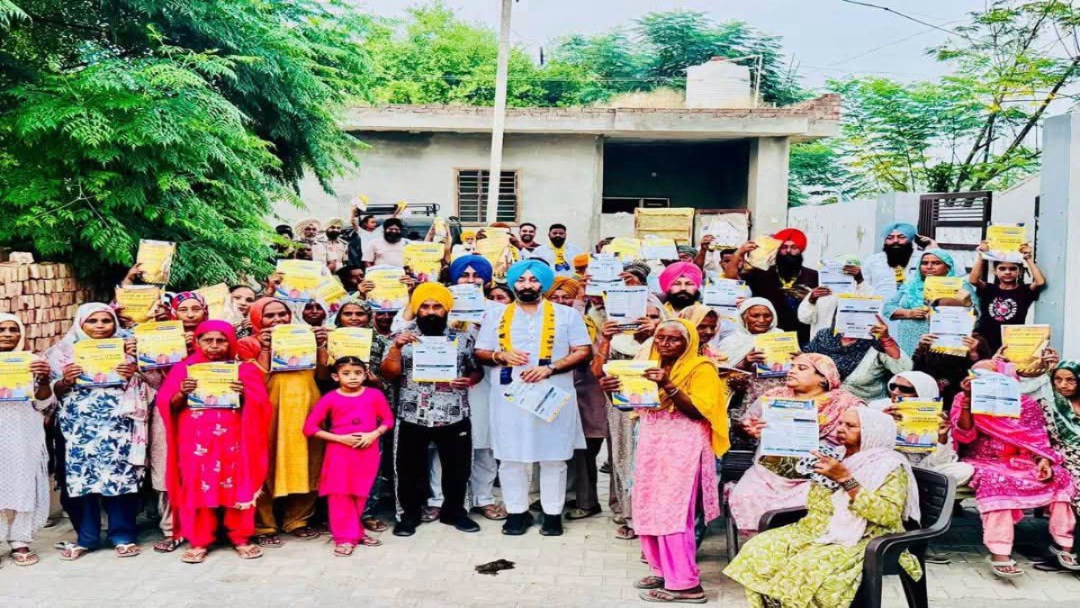 आप विधायक और हलका इंचार्ज ने पूरे पंजाब में घर-घर जाकर पहुंचाया ‘मान दे मुनाफे’, भगवंत मान सरकार के जनहित रिकॉर्ड और लाखों रुपये की सालाना बचत कि किया गया उजागर