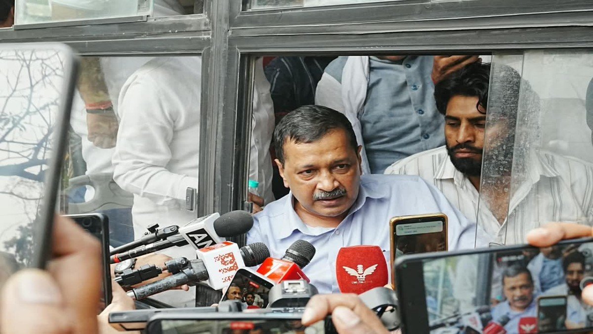 पुलिस हिरासत में केजरीवाल का देश से अपील, ‘‘सब लोग दिल्ली चलो’’